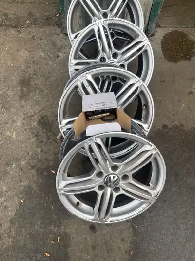 16” alloy rims in good condition SUV Volkswagen