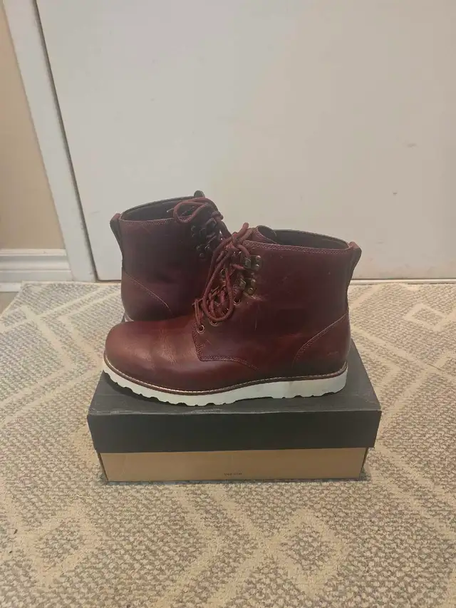 UGG Mens Ritter Waterproof Boots, Size 11 in Men's Shoes in City of Toronto - Image 4