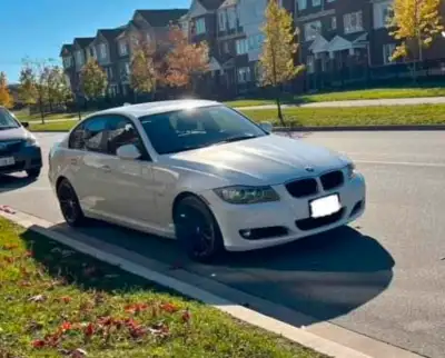 2010 BMW 328i sedan is in excellent condition, with recent maint