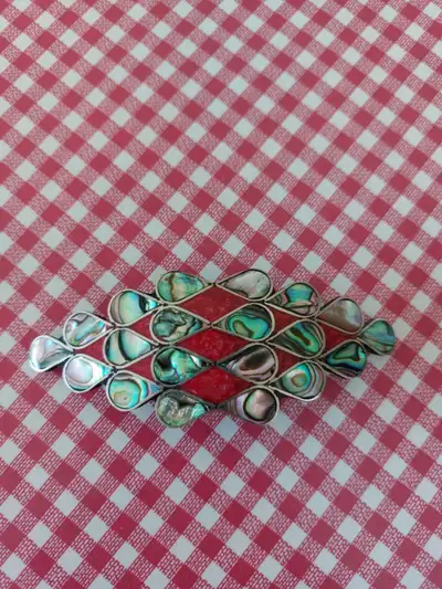 Pick up in Legacy SE. Handcrafted Shell Inlay, hallmarked silver backing, french clip closure, 2" in...