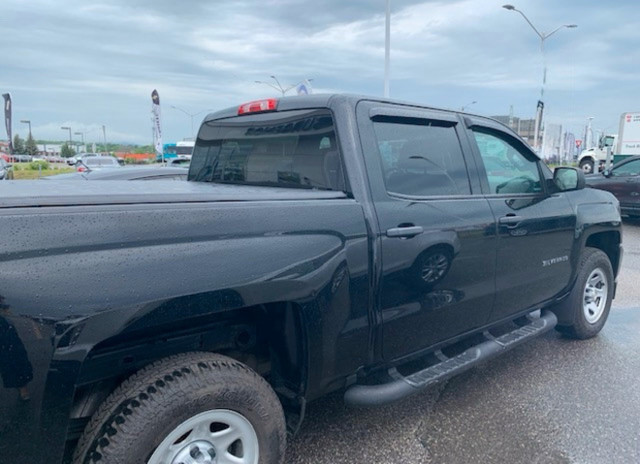 2018 Chevrolet Silverado 1500 Crew Cab in Cars & Trucks in Thunder Bay - Image 2