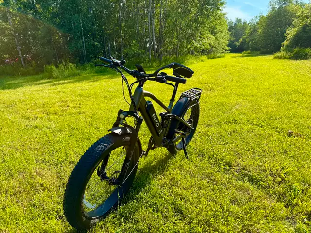 Electric Bike like new Fat tire commuter/mountain bike62863275199233122