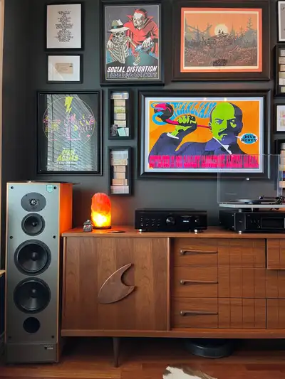 Paradigm Studio Monitor speakers , View more