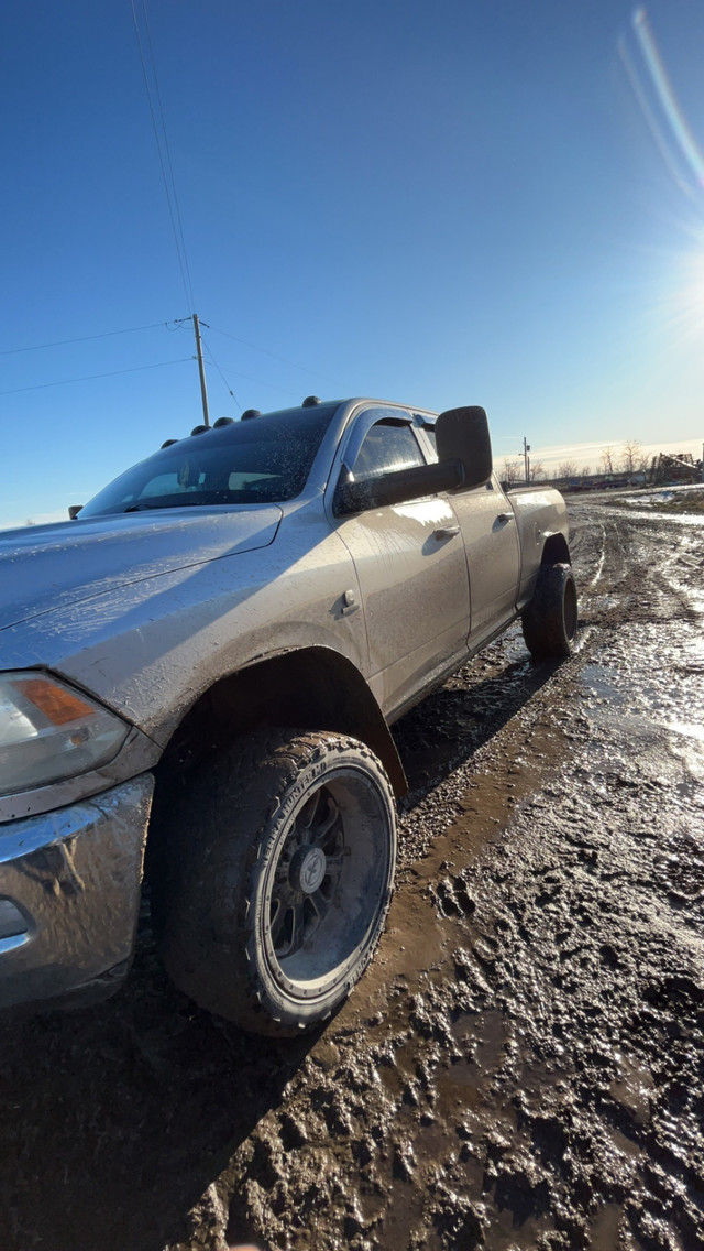 2012 dodge 3500 Cummins Laramie  in Cars & Trucks in Winnipeg - Image 3