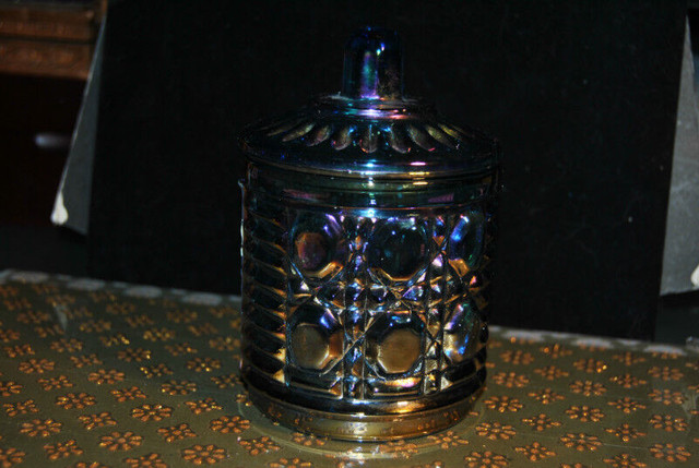 IMPERIAL JAR WITH LID in Arts & Collectibles in Vancouver - Image 2