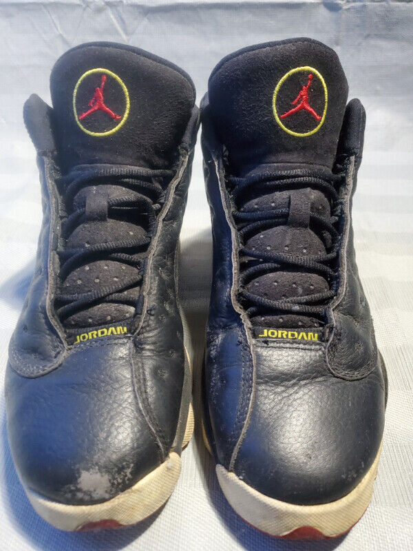 Pre owned 2011 air Jordan playoff 13's Youth size 7Y in Other in City of Toronto - Image 2