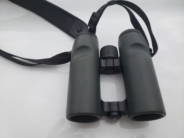 Perfect condition Swarovski EL 10x32 Binoculars for sale | Fishing, Camping  & Outdoors | City of Toronto | Kijiji