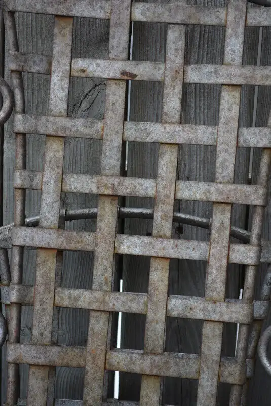 Vintage Wrought Iron Patio/Dining chairs  DIY Special in Patio & Garden Furniture in Ottawa - Image 9
