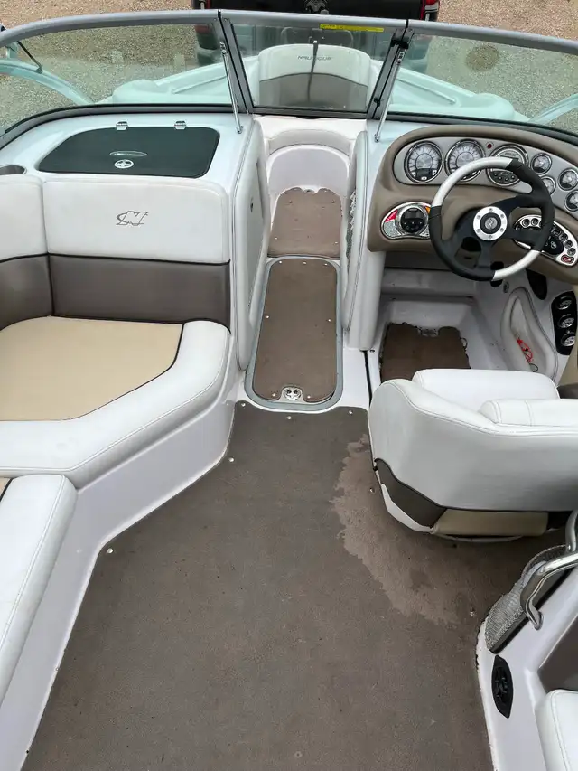 2008 Nautique surf boat in Powerboats & Motorboats in Saskatoon - Image 4
