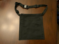Pouch Apron for Food Service Personnel 