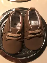 Baby Shoes 0-3 months $5