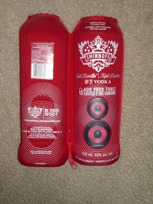 Smirnoff Limited Edition Speaker Pack with Aux input cord in Speakers in Sarnia - Image 3