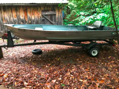 14 foot aluminum "Sea Nymph" fishing boat. No trailer included. No motor included. No delivery. Boat...