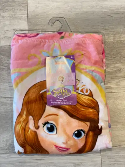 Disney Junior Sofia Hooded Towel, View more