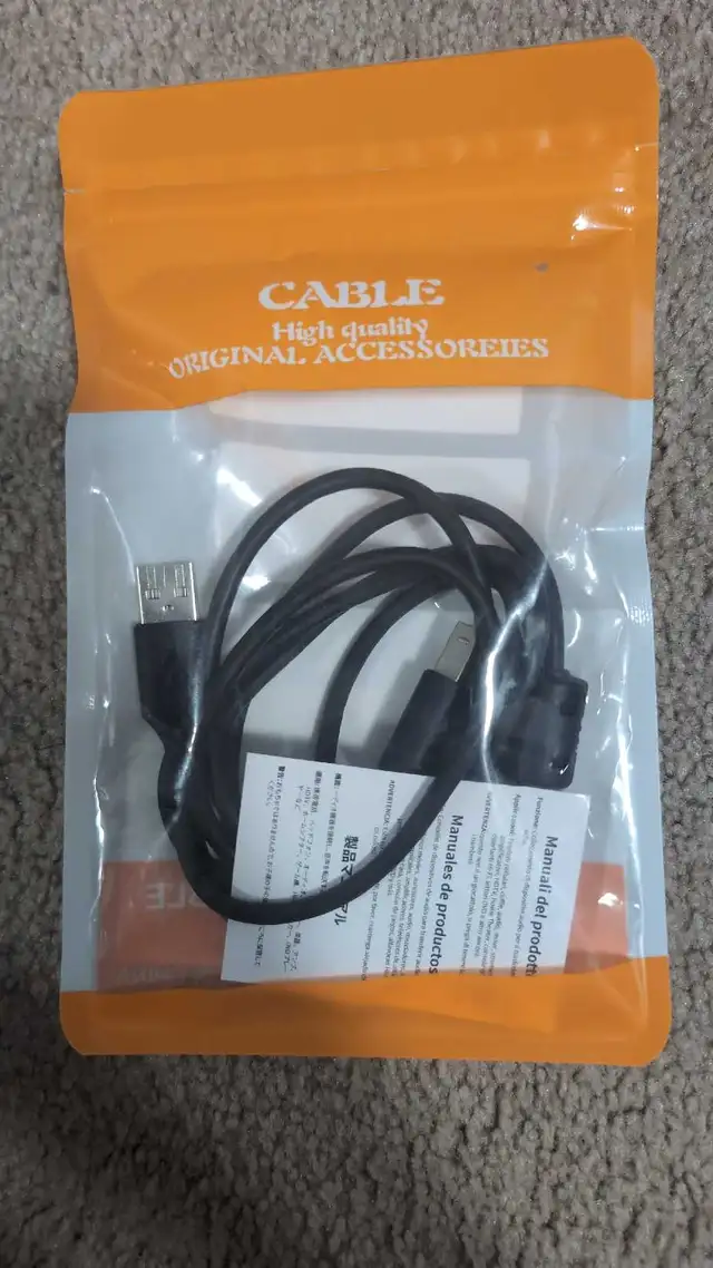 USB Cable in Cables & Connectors in Cambridge - Image 2