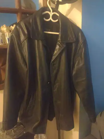 60 $ Manteau de Cuire : Large, View more