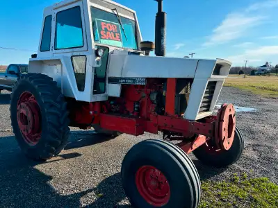 Tractor for sale, runs. One tire needs replaced.