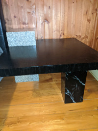2 tables de salon identique unique, custom design table