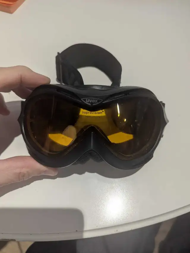 lunette ski alpin pour enfant- utilisées 2 fois seulement in Ski in City of Montréal - Image 3