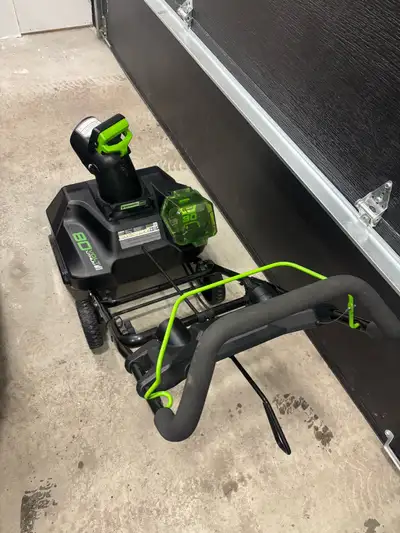Souffleuse Greenworks Pro 80v à vendre !, View more