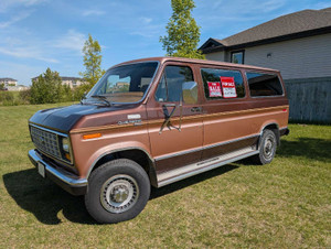 1990 Ford E 250 XLT 