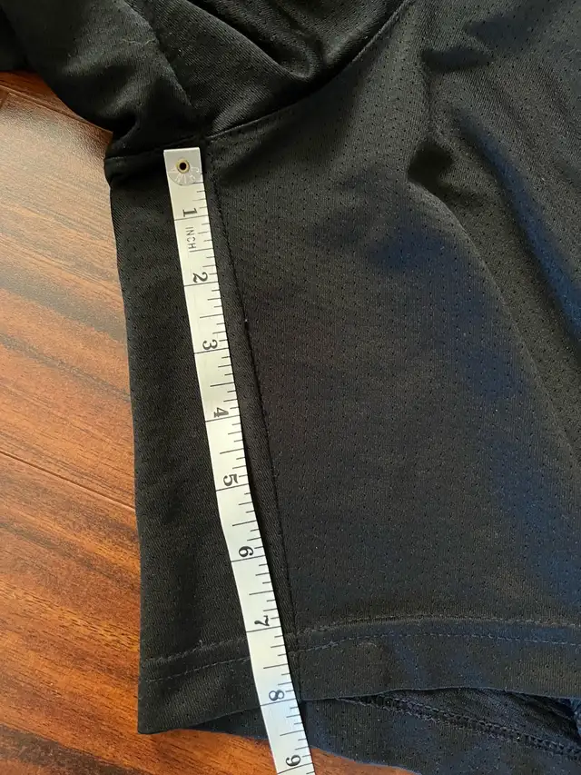 Athletic Works men’s medium athletic shorts, black, grey stripe in Men's in Oshawa / Durham Region - Image 8
