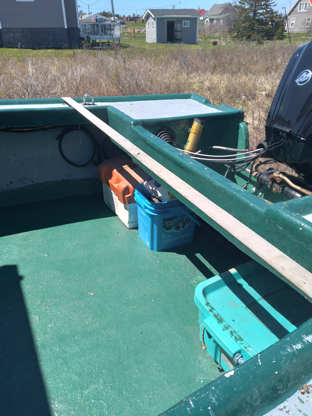 20ft fiberglass Mini Cape, New 90HP Motor and Trailer in Powerboats & Motorboats in Cape Breton - Image 7