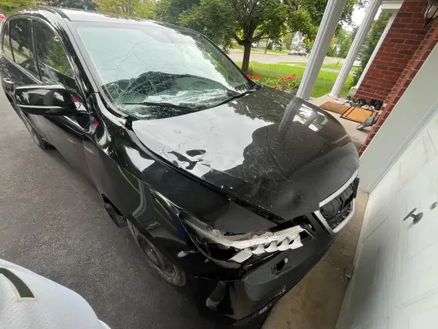 Acura MDX 2014     Accident-damaged
