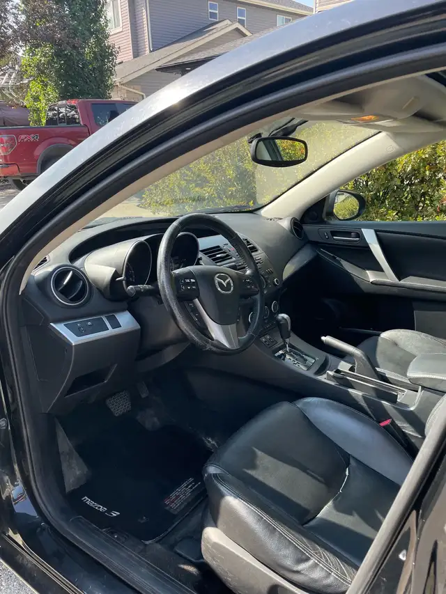 2012 Mazda 3 GT543426405603758083