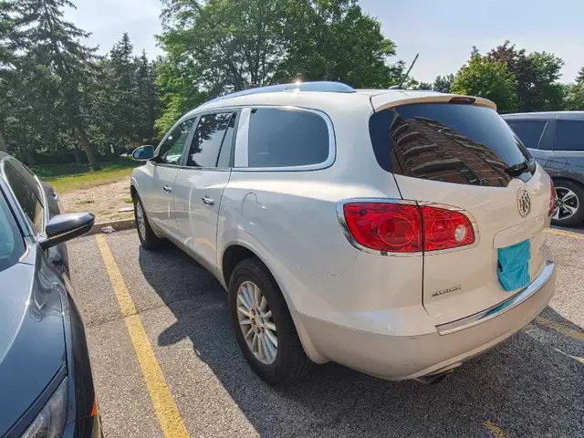 Buick Enclave596423473984983044