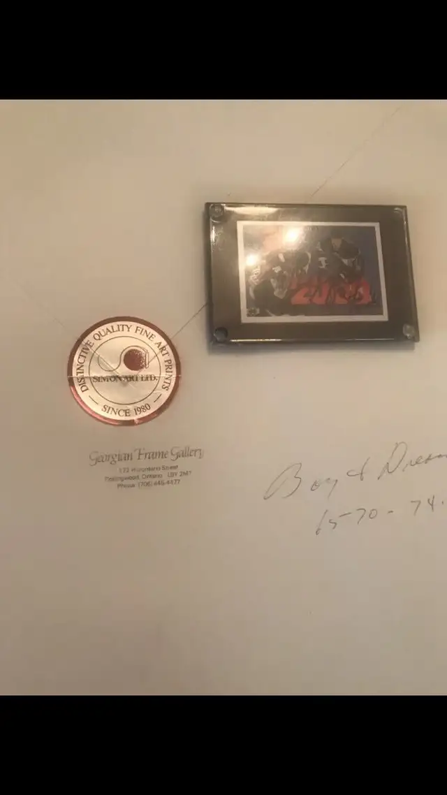 Autograph Gretzky Card and Print-Trade for electric scooter in Arts & Collectibles in Barrie - Image 3