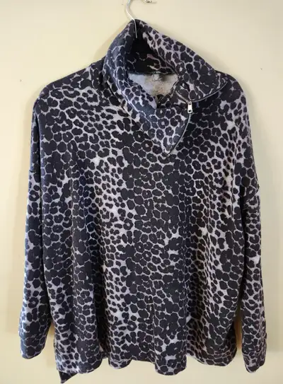 Shannon Passero Ladies Top, Size Large, View more