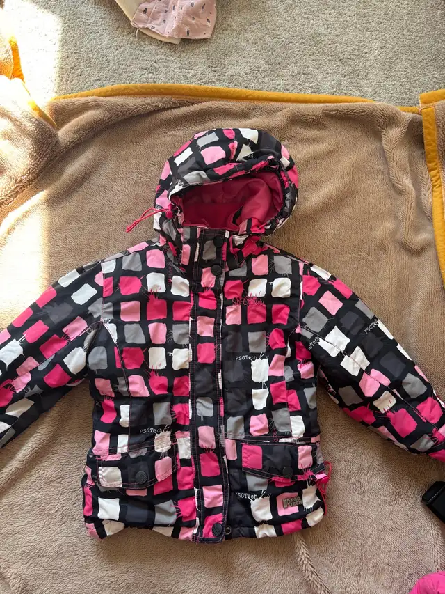 3 years old snow suit in Clothing - 3T in Lethbridge - Image 2
