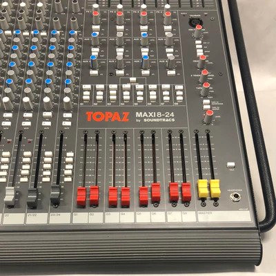 Soundtracs MAXI 8-24 Mixing Console dans Autre  à Ville de Montréal - Image 4