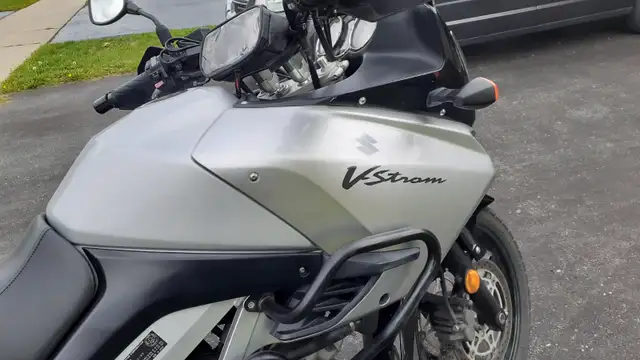Fantastic V-Strom 1000cc for Touring Anywhere in the World in Touring in Belleville - Image 11