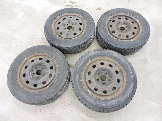 17-Inch Rims 5X4.75 Bolt Pattern With Dunlop Snows  P225/65R17 in Tires & Rims in Stratford - Image 2