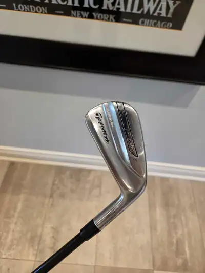Taylormade P790 2 iron, View more