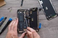 BEST PRICES -Phone screen cracked ALL PARTS READY-
