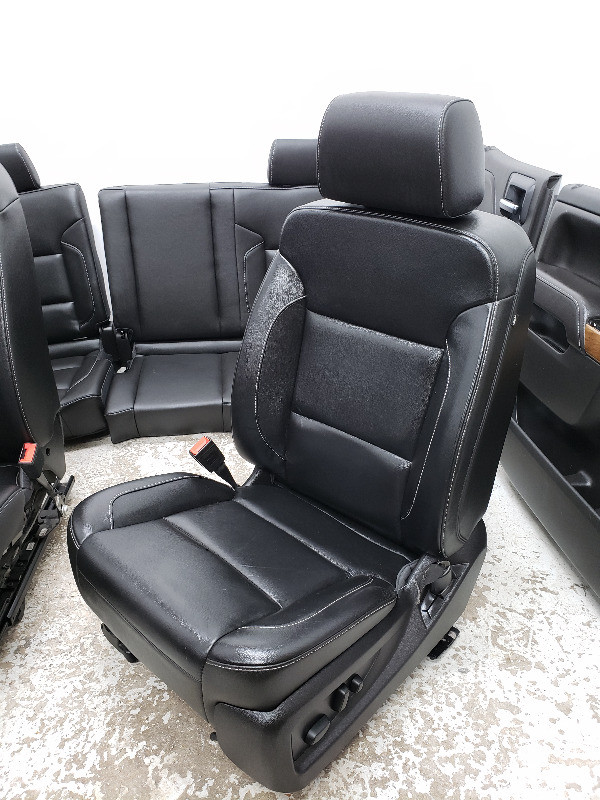 Chev Silverado 2017 Double Cab BLACK LEATHER Seats Interior GMC in Other Parts & Accessories in St. Catharines - Image 2