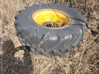 tractor tire rim  19.5 LR 28