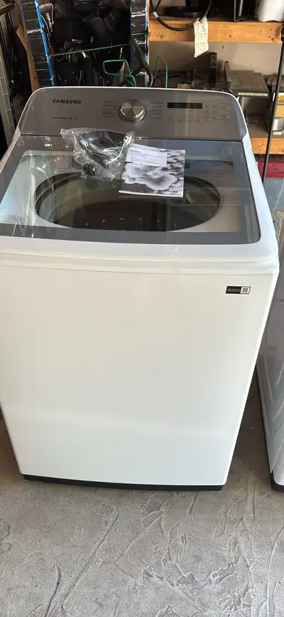 5.8 cubic feet Samsung front load washer. 2 and a half years old , selling for daughter moving out o...