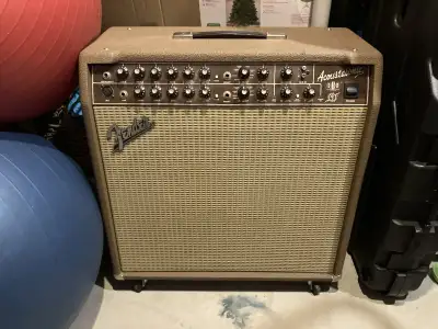 Fender Acoustasonic SFX 2/SFX II Guitar Amp, View more
