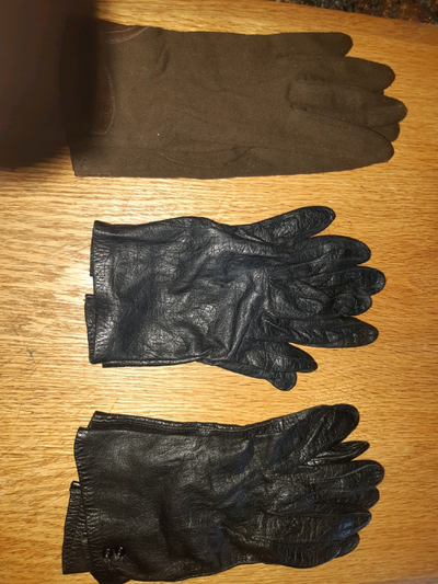 Petits gants vintage, View more