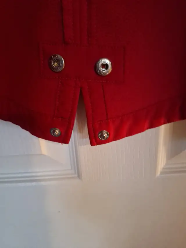 London Fog Soft Shell Fleece Lined Jacket in Women's - Tops & Outerwear in Calgary - Image 5