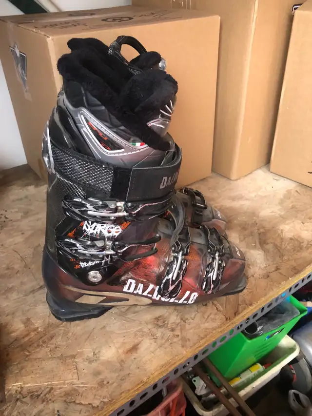 Dalbello Viper Surge ID Ski Boots - Male - size 328 mm in Ski in Calgary - Image 4