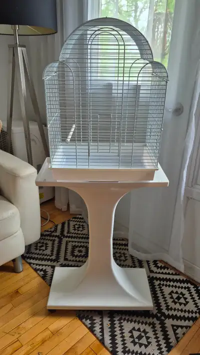 Cage d'oiseaux et support / white bird cage, View more