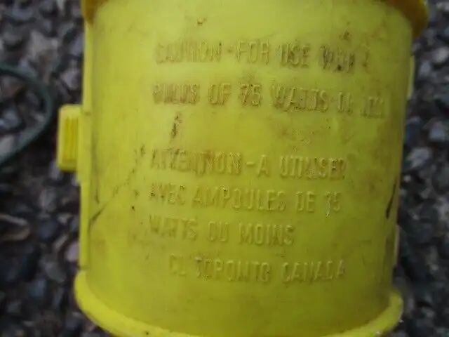 12V Trouble Light in Power Tools in Delta/Surrey/Langley - Image 3