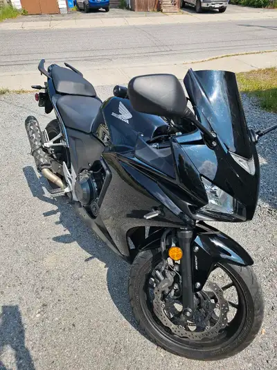 • Selling a lady-driven 2014 Honda CBR500RA with 24,500 km. • Regular maintenance includes new spark...