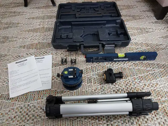Mastercraft Laser Level Kit in Hand Tools in Ottawa - Image 3