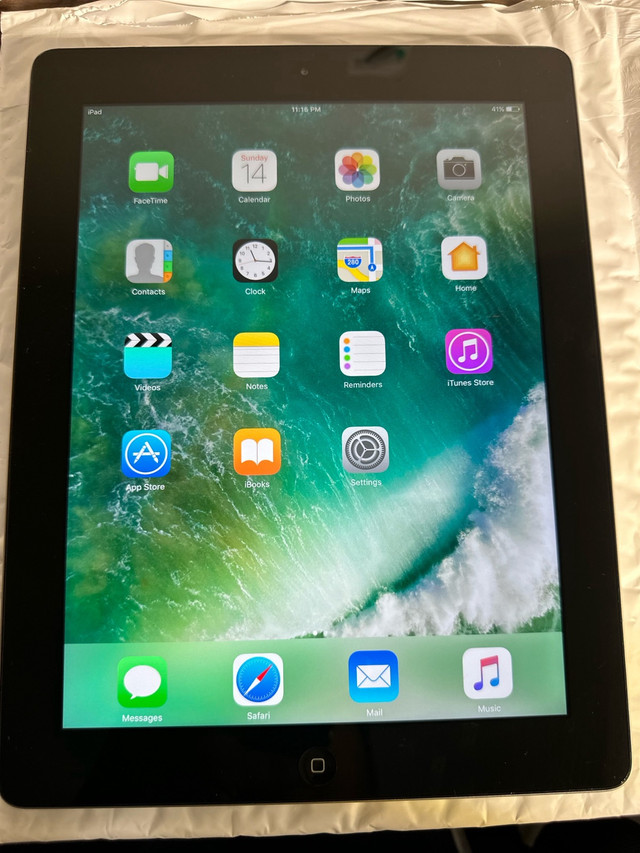 iPad 4 Apple  in iPads & Tablets in Saskatoon - Image 3